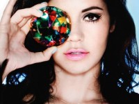 MARINA-AND-THE-DIAMONDS-2-550x366