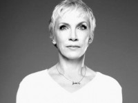 604x320_2999-Annie_Lenox