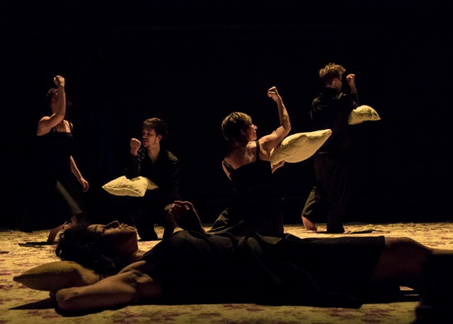 Prostor za revolucija_foto Nenad Šugić_Bitef DEns